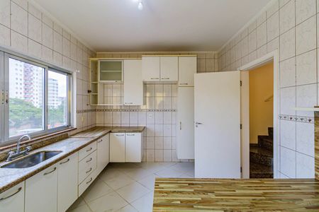 Casa à venda com 140m², 3 quartos e 2 vagasCozinha