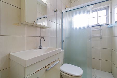 Casa à venda com 140m², 3 quartos e 2 vagasSuite - Banheiro