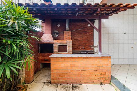 Casa à venda com 140m², 3 quartos e 2 vagasChurrasqueira