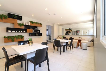 Apartamento para alugar com 35m², 2 quartos e sem vagaÁrea comum - Salão de festas