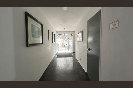 Apartamento à venda com 78m², 2 quartos e 2 vagas Apartamento à venda com 78m², 2 quartos e 2 vagasHall de entrada