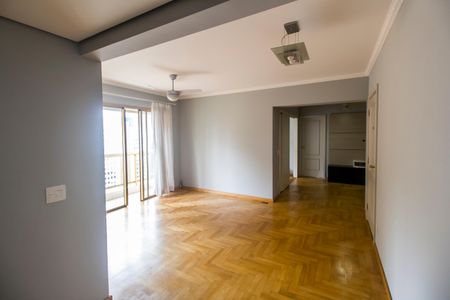 Apartamento à venda com 107m², 3 quartos e 2 vagas Apartamento à venda com 107m², 3 quartos e 2 vagasSala