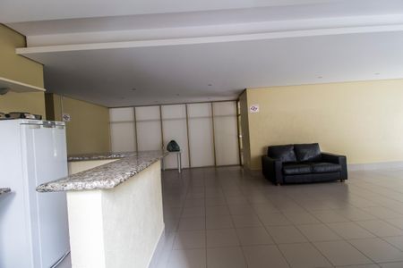 Apartamento à venda com 107m², 3 quartos e 2 vagas Apartamento à venda com 107m², 3 quartos e 2 vagasÁrea comum - Salão de festas