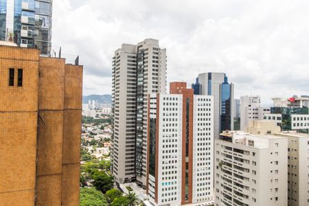 Apartamento à venda com 107m², 3 quartos e 2 vagas Apartamento à venda com 107m², 3 quartos e 2 vagasVista da Suíte