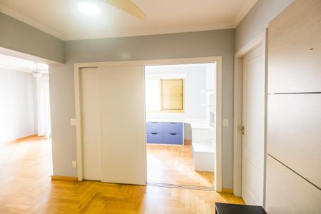 Sala  de apartamento à venda com 3 quartos, 107m² em Alphaville Industrial, Barueri