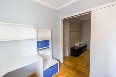 Apartamento à venda com 107m², 3 quartos e 2 vagas Apartamento à venda com 107m², 3 quartos e 2 vagasEscritório