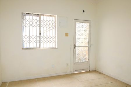 Apartamento à venda com 95m², 3 quartos e sem vagaSala