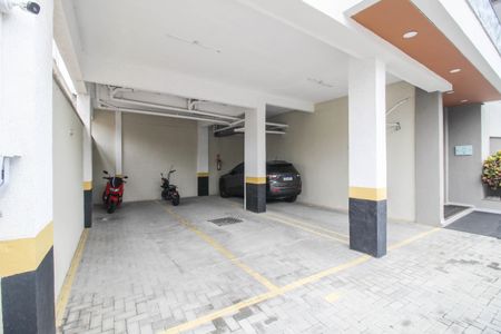 Apartamento para alugar com 163m², 3 quartos e 1 vaga Apartamento para alugar com 163m², 3 quartos e 1 vagaGaragem