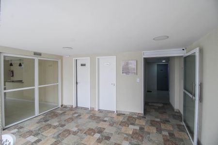 Apartamento para alugar com 163m², 3 quartos e 1 vaga Apartamento para alugar com 163m², 3 quartos e 1 vagaÁrea comum