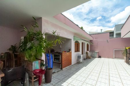 Casa à venda com 300m², 3 quartos e 4 vagasQuintal