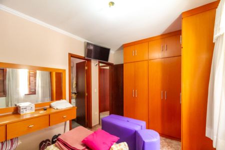 Casa à venda com 300m², 3 quartos e 4 vagasSuíte