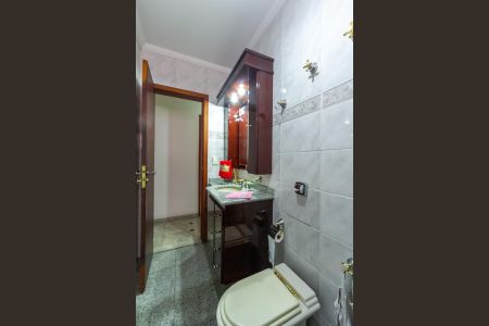 Casa à venda com 300m², 3 quartos e 4 vagasBanheiro Social