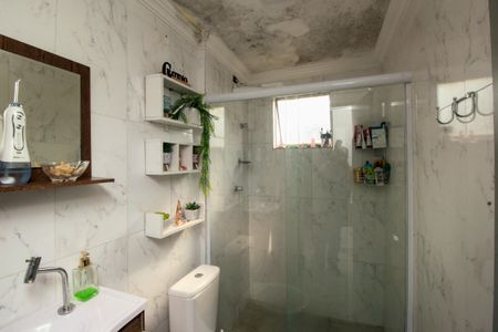 Apartamento para alugar com 58m², 2 quartos e 2 vagasBanheiro