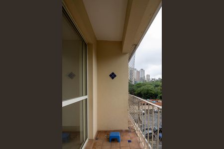 Varanda  de apartamento à venda com 3 quartos, 72m² em Jardim Ampliacao, São Paulo