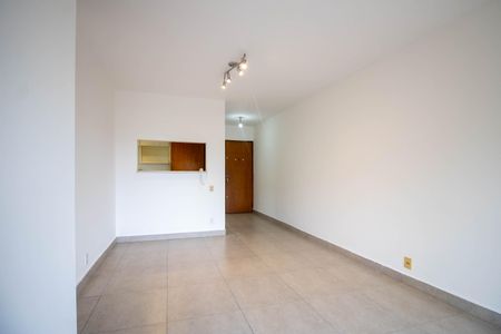 Sala de apartamento à venda com 3 quartos, 72m² em Jardim Ampliacao, São Paulo