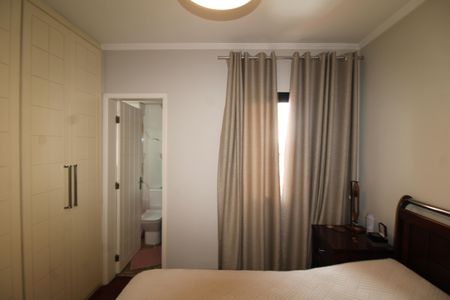 Apartamento à venda com 78m², 3 quartos e 2 vagasQuarto 2