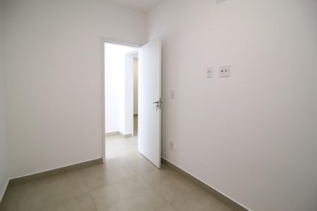 Apartamento para alugar com 75m², 2 quartos e 2 vagasquarto 2