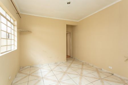 Casa para alugar com 150m², 2 quartos e 2 vagasSala 