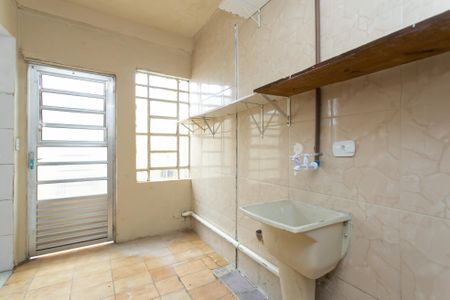 Casa para alugar com 150m², 2 quartos e 2 vagasÁrea de Serviço 