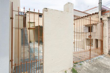 Casa para alugar com 150m², 2 quartos e 2 vagasFachada 
