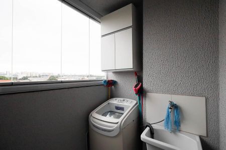 Varanda  de apartamento para alugar com 2 quartos, 38m² em Vila Guilherme, São Paulo