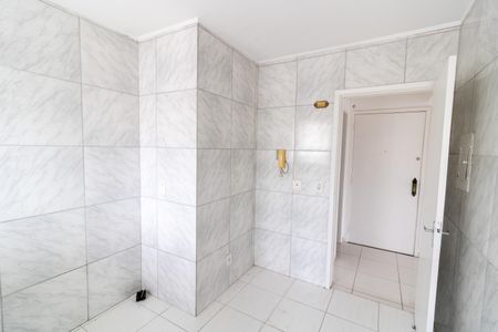 Apartamento à venda com 67m², 2 quartos e sem vagaCozinha