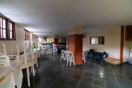 Apartamento à venda com 74m², 2 quartos e 1 vagaÁrea comum