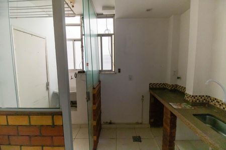 Apartamento à venda com 74m², 2 quartos e 1 vagaCozinha e Área de Serviço