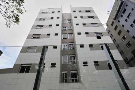 Apartamento à venda com 75m², 3 quartos e 2 vagasFachada