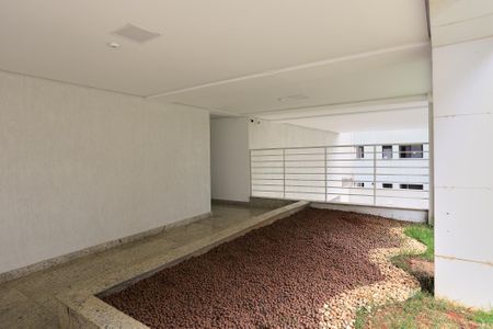 Apartamento à venda com 75m², 3 quartos e 2 vagasEntrada