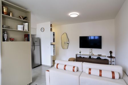 Sala de apartamento à venda com 3 quartos, 75m² em Serra, Belo Horizonte
