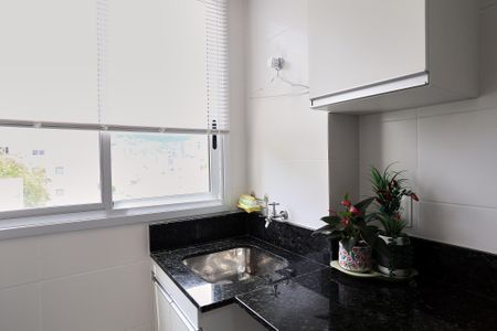 Apartamento à venda com 75m², 3 quartos e 2 vagasCozinha e Área de Serviço