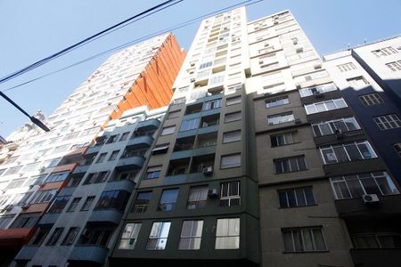 Apartamento à venda com 54m², 1 quarto e sem vagaFachada