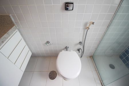 Apartamento à venda com 88m², 2 quartos e 2 vagasBanheiro da Suíte 