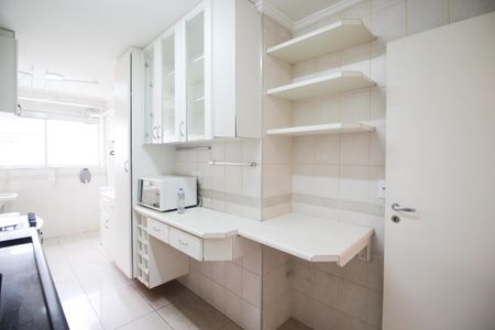 Apartamento à venda com 88m², 2 quartos e 2 vagasCozinha