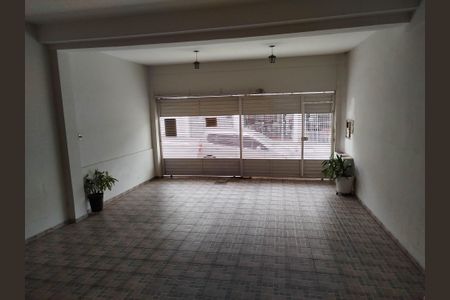 Casa à venda com 132m², 3 quartos e 3 vagas