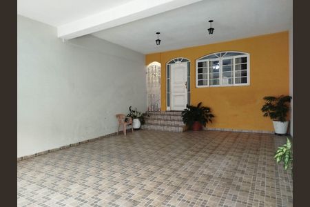 Casa à venda com 132m², 3 quartos e 3 vagas