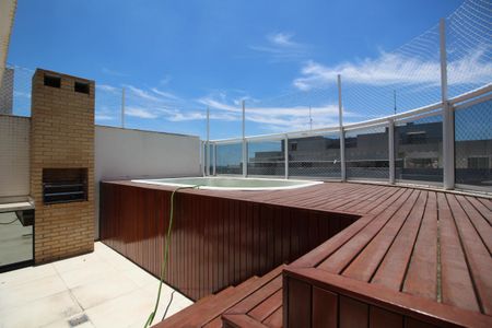 Apartamento para alugar com 157m², 2 quartos e 2 vagasPiscina