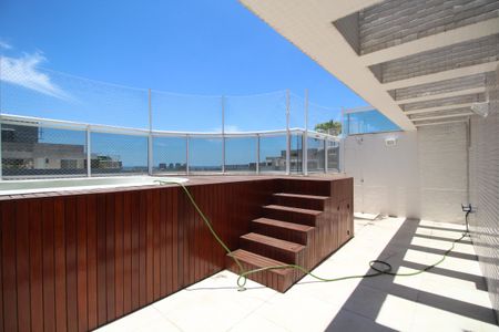 Apartamento para alugar com 157m², 2 quartos e 2 vagasCobertura