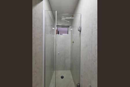 Apartamento à venda com 67m², 2 quartos e 1 vaga Apartamento à venda com 67m², 2 quartos e 1 vagaBanheiro Social