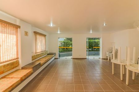 Apartamento à venda com 72m², 3 quartos e 1 vagaÁrea comum - Salão de festas