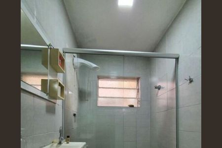 Banheiro  de apartamento para alugar com 1 quarto, 39m² em Menino Deus, Porto Alegre