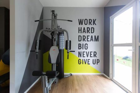 Studio para alugar com 24m², 1 quarto e sem vaga Studio para alugar com 24m², 1 quarto e sem vagaÁrea comum - Academia