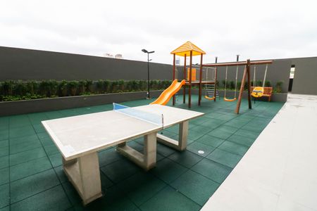 Apartamento para alugar com 37m², 2 quartos e sem vagaÁrea comum - Playground