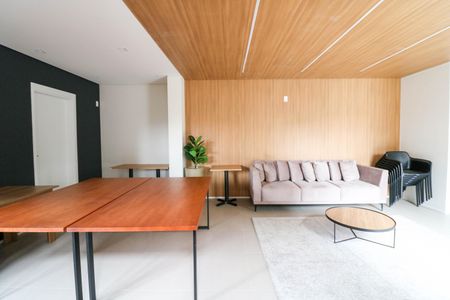 Apartamento para alugar com 37m², 2 quartos e sem vagaÁrea comum - Salão de festas