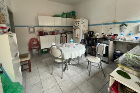 Casa para alugar com 428m², 3 quartos e 6 vagas