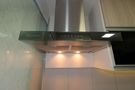 Apartamento para alugar com 50m², 2 quartos e 1 vagaCozinha - Coifa