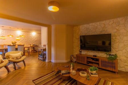 Casa de condomínio para alugar com 220m², 3 quartos e 2 vagas Casa de condomínio para alugar com 220m², 3 quartos e 2 vagasSala andar inferior