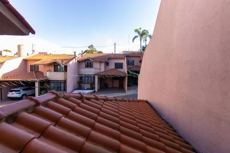 Casa de condomínio para alugar com 220m², 3 quartos e 2 vagas Casa de condomínio para alugar com 220m², 3 quartos e 2 vagasVista do Quarto 1 - Suíte