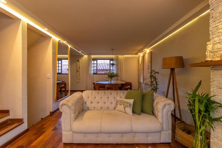 Casa de condomínio para alugar com 220m², 3 quartos e 2 vagas Casa de condomínio para alugar com 220m², 3 quartos e 2 vagasSala 1